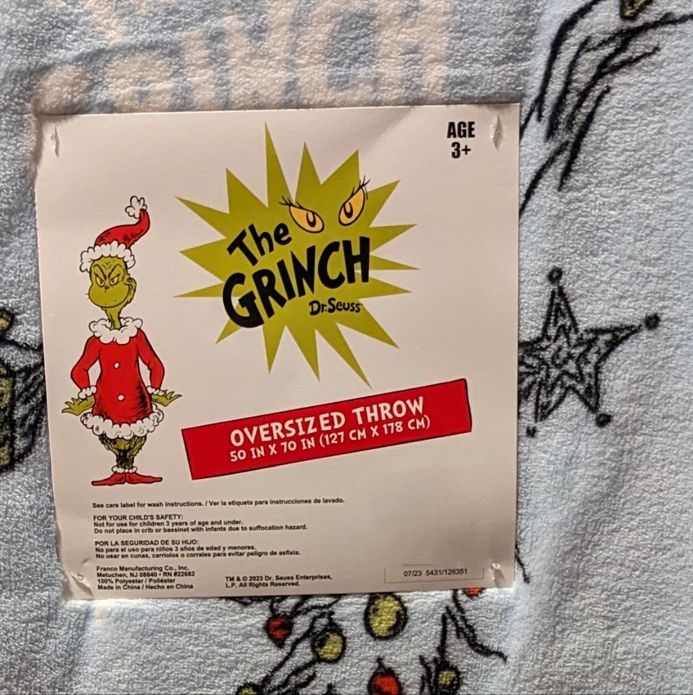 Dr Seuss How the Grinch Stole Christmas Oversized Throw Blanket 50" x 70"
